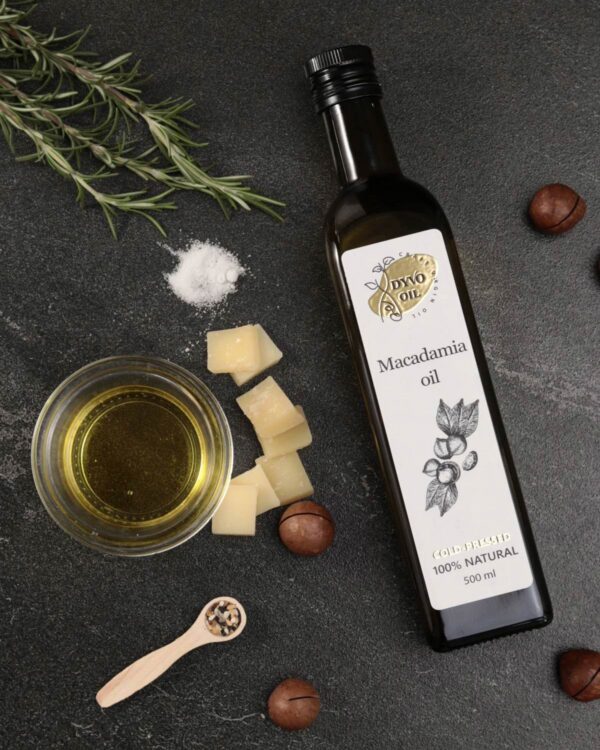Cold-Pressed Macadamia Oil